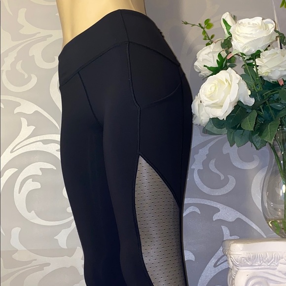 ꧁𝐿𝑢𝑙𝑢𝑙𝑒𝑚𝑜𝑛 𝐿𝑒𝑔𝑔𝑖𝑛𝑔𝑠꧂ - Picture 3 of 6